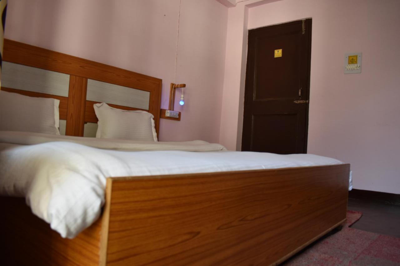 Hostel Who Needs Map Mcleodganj Маклеод-Гандж Екстер'єр фото