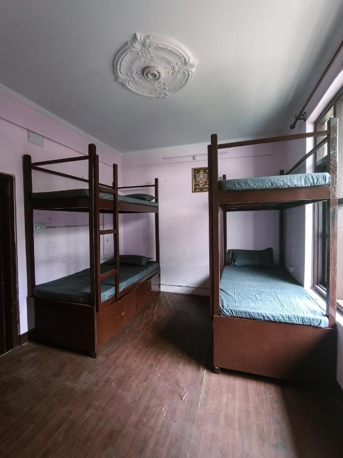 Hostel Who Needs Map Mcleodganj Маклеод-Гандж Екстер'єр фото