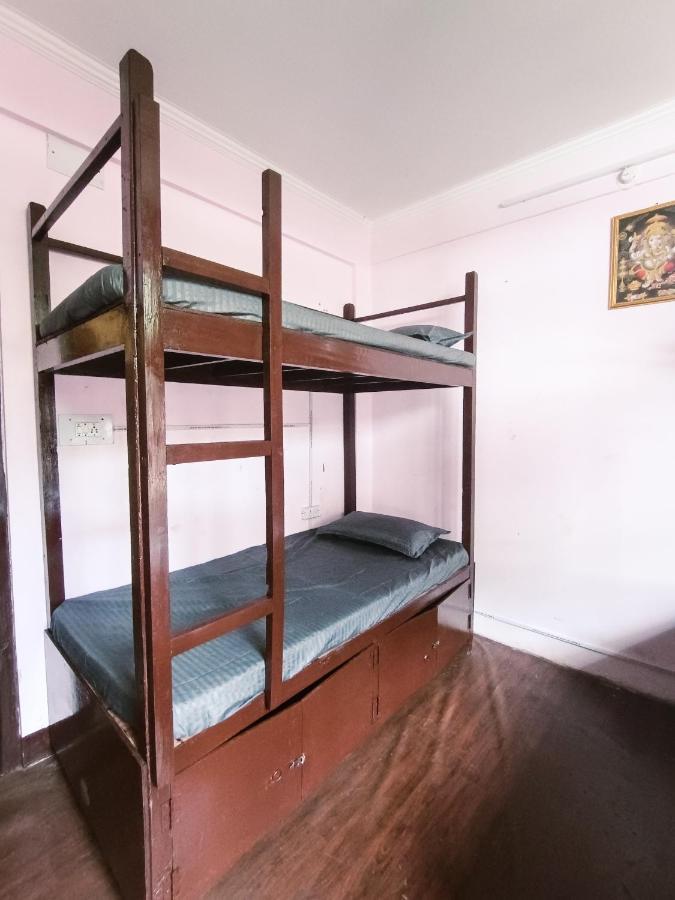 Hostel Who Needs Map Mcleodganj Маклеод-Гандж Екстер'єр фото